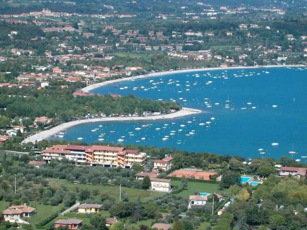 Garda Resort Manerba del Garda 0*,  Italy